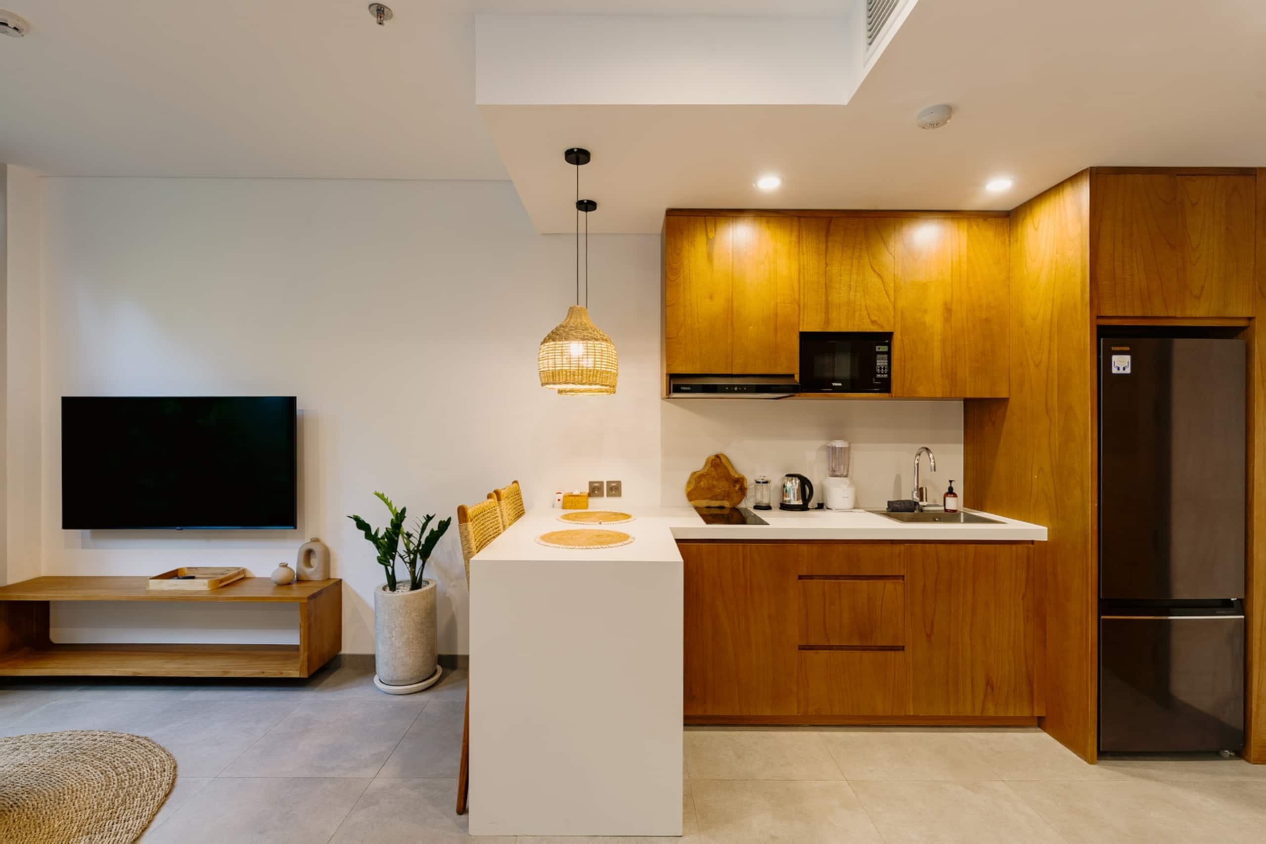 Canggu 1BR Chic Suite | Near Beach, Gym & Recovery 12