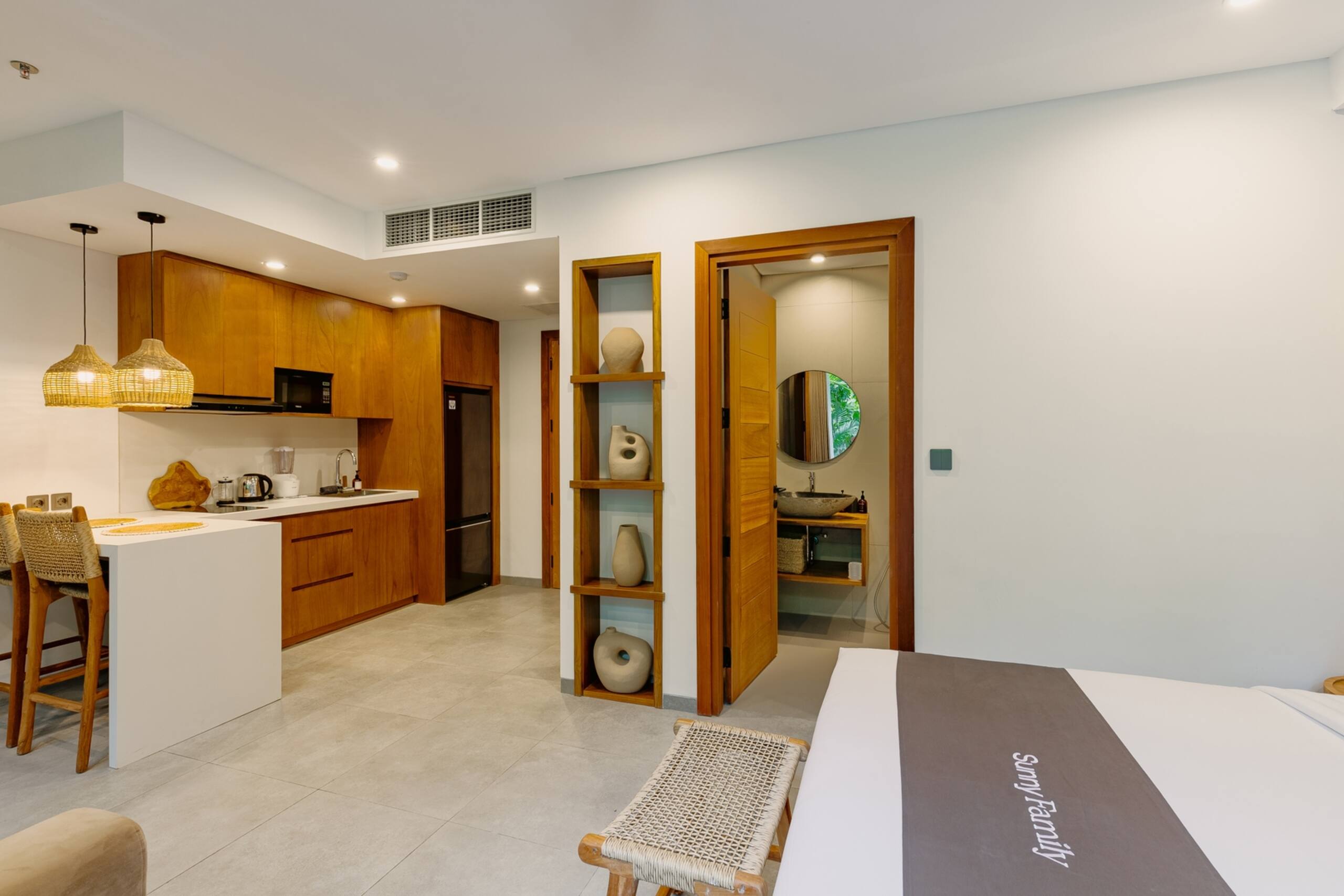 Canggu 1BR Chic Suite | Near Beach, Gym & Recovery 22