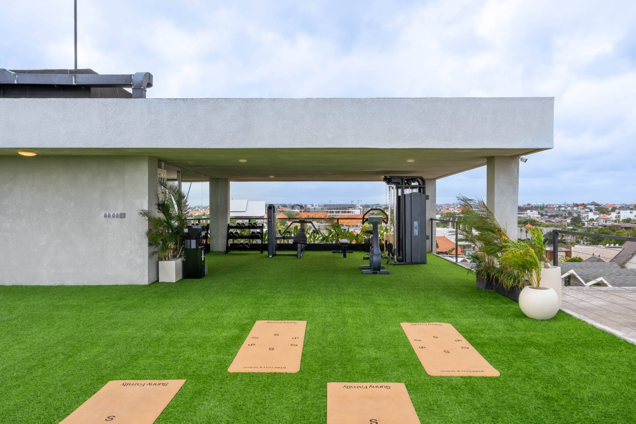 Canggu 1BR Chic Suite | Near Beach, Gym & Recovery 30