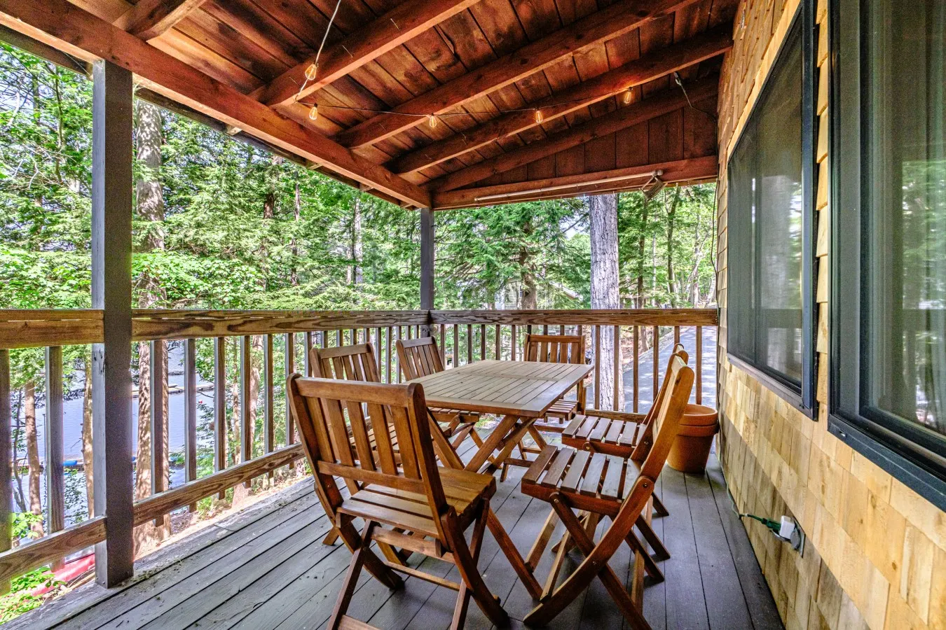 Harbor House- A Modern Lake House in Sebago Cove 8