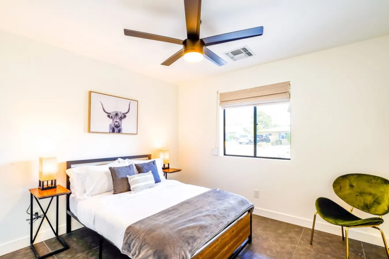 Modern Phoenix Oasis 9