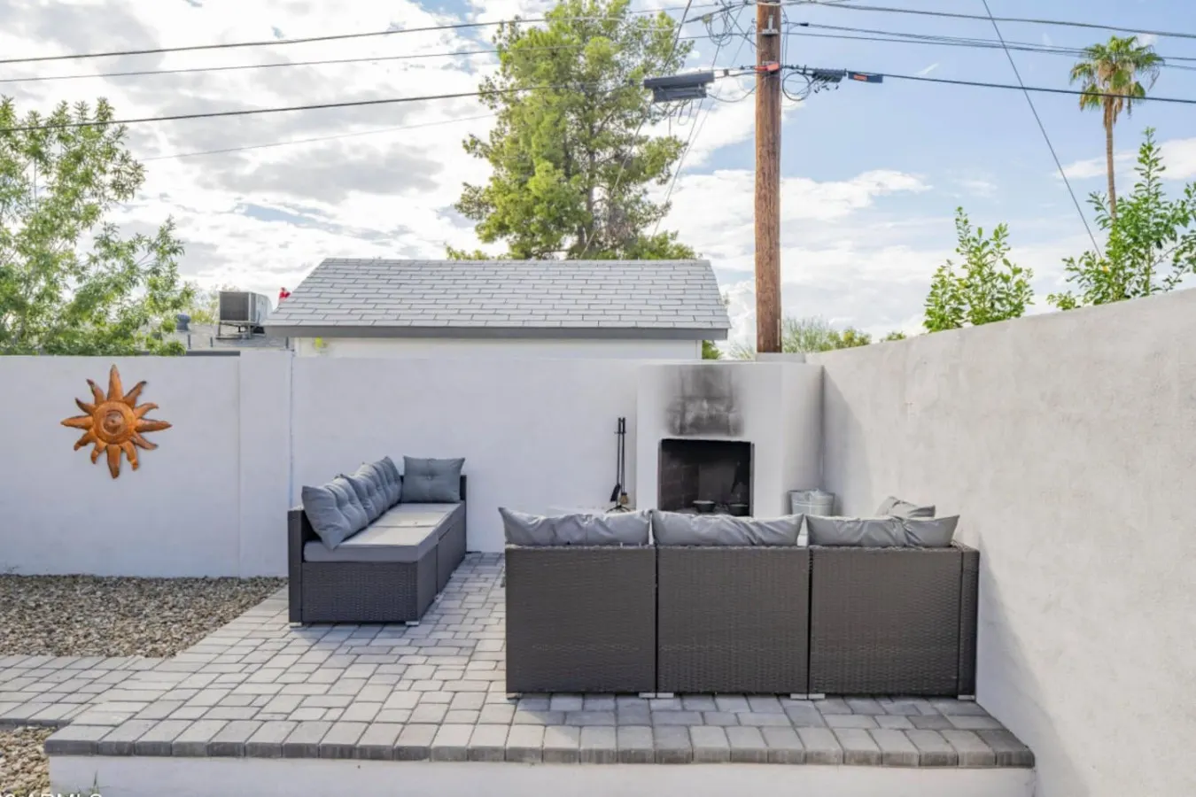 Modern Phoenix Oasis 15