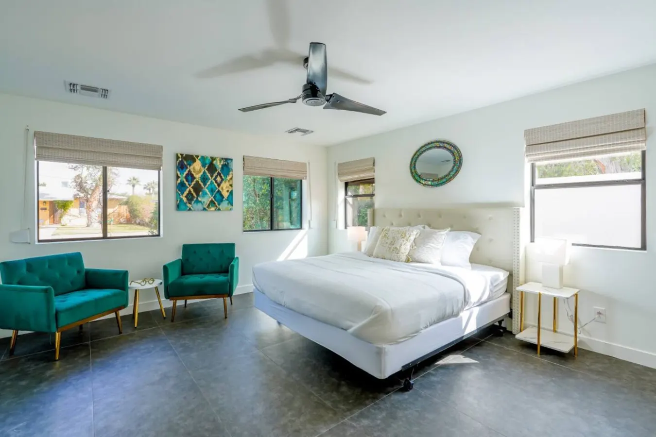 Modern Phoenix Oasis 3