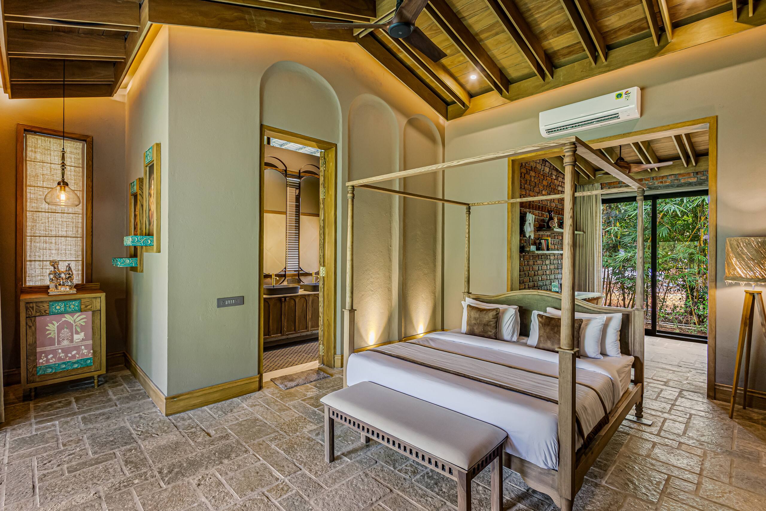 Villa with Shared Pool, Gazebo & Garden 32