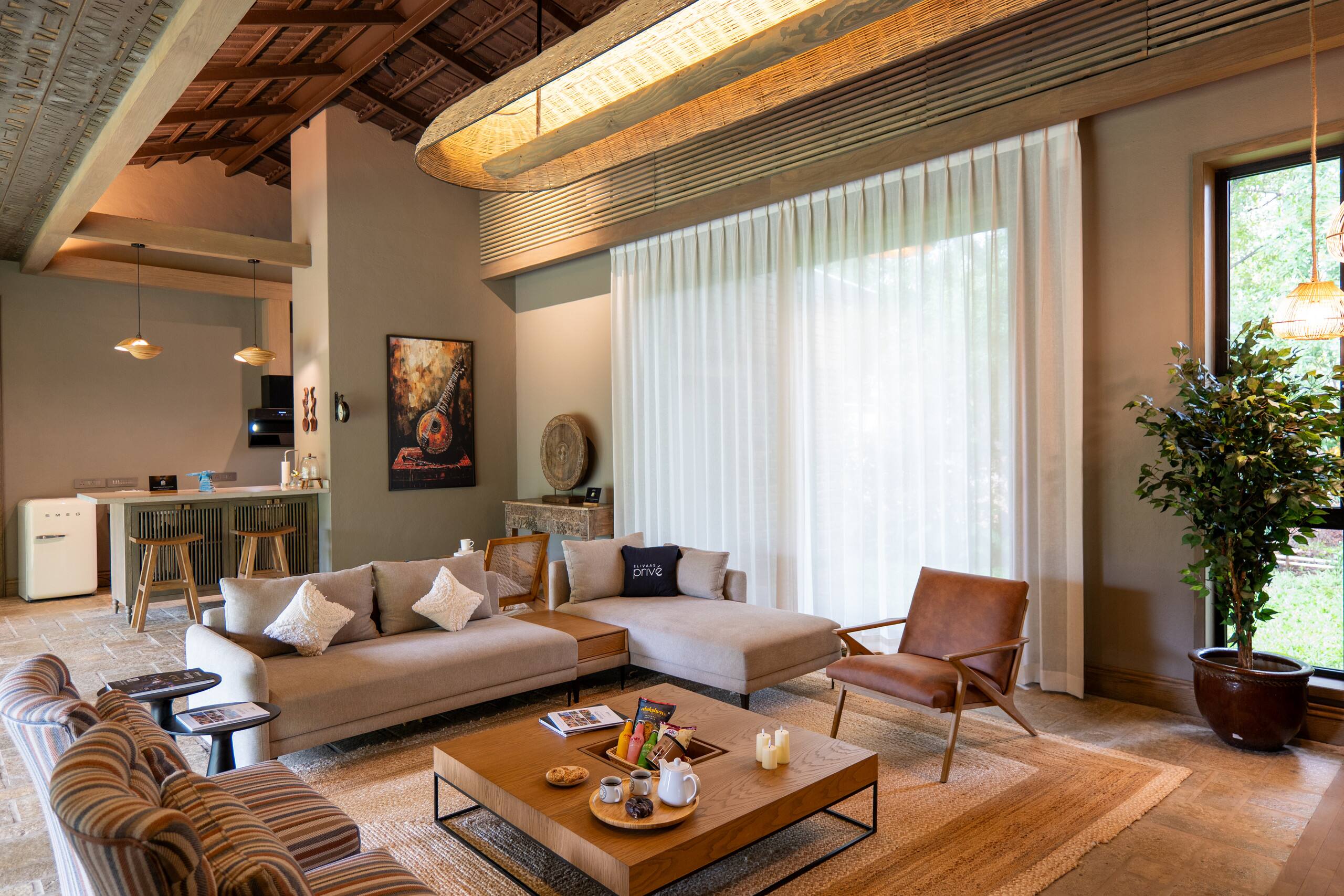Villa with Shared Pool, Gazebo & Garden 13