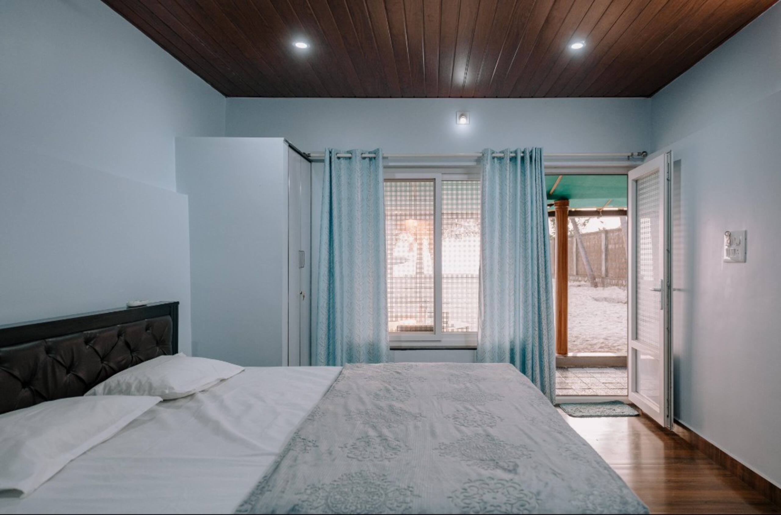 Nexus Homestay - Beach Faced Cottage B — photo 2