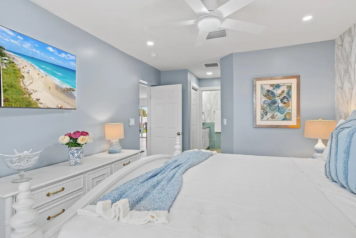 Sunset Ridge Cottage - Pool, Bikes, Beach & Views 18