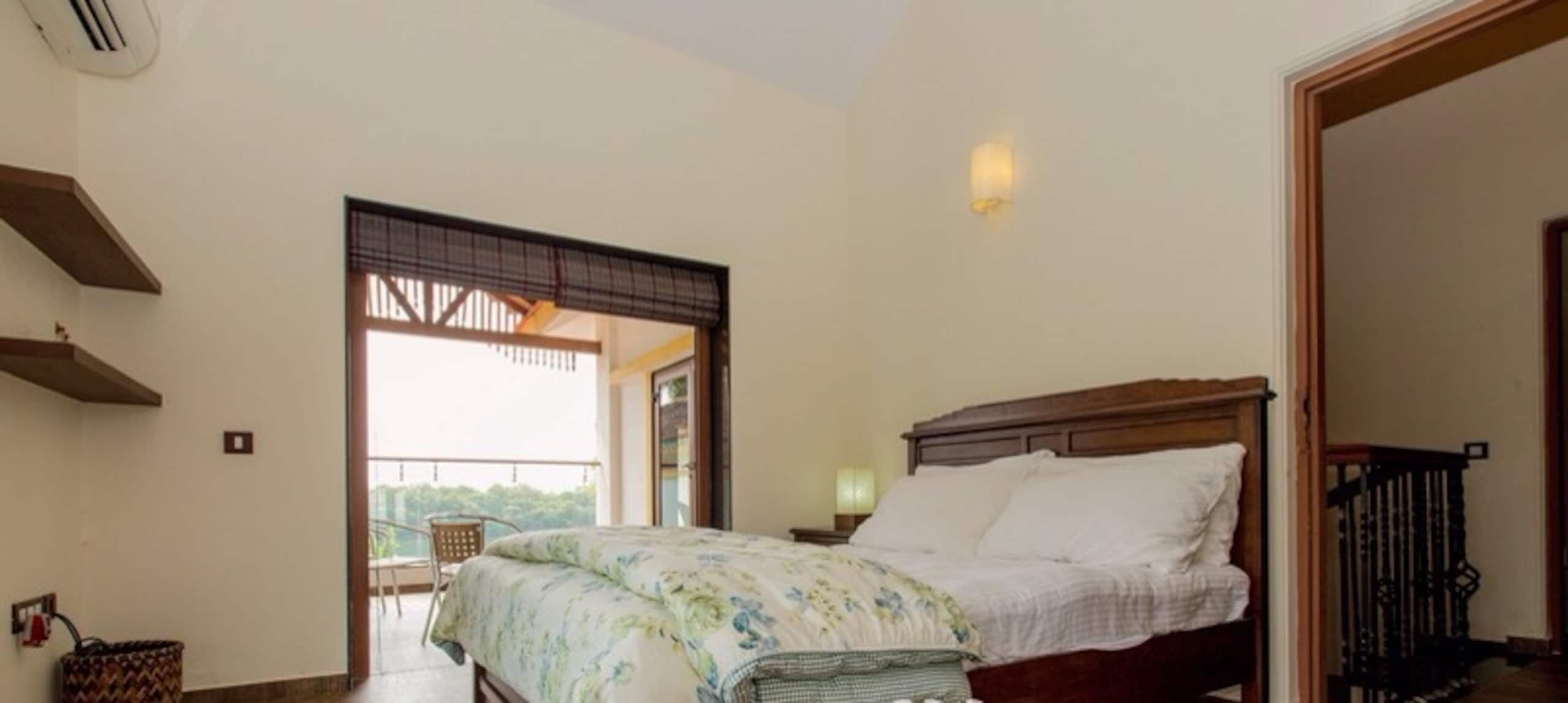 Charming River View Villa 15