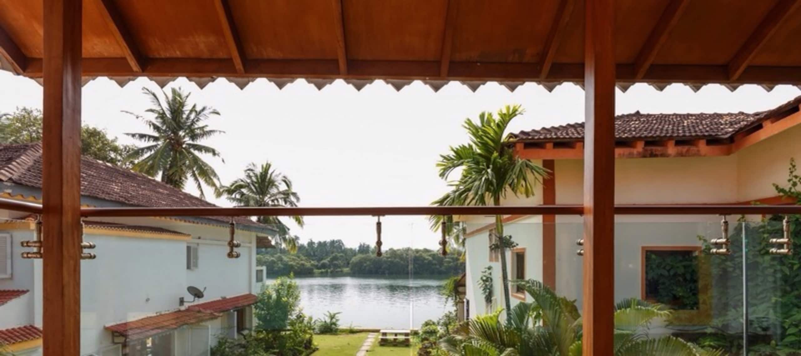 Charming River View Villa — photo 1