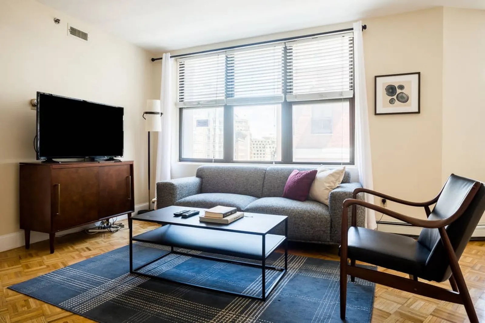 Financial District Luxury Loft - Newly Refreshed 1