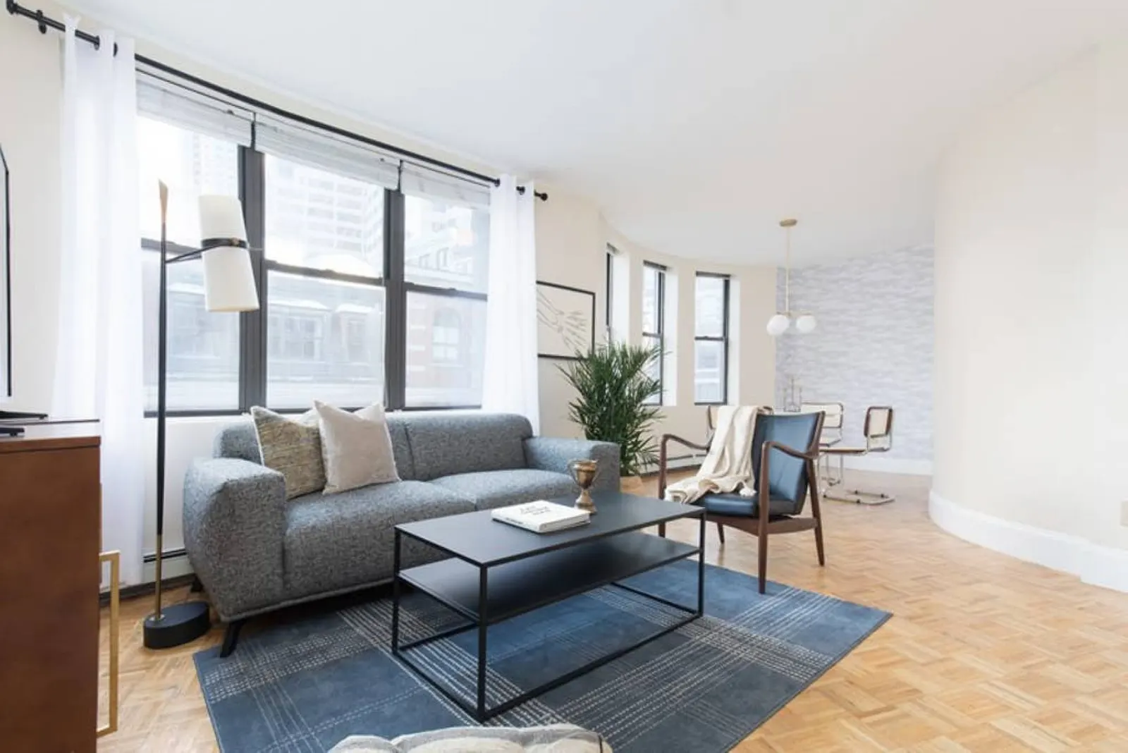 Financial District Luxury Loft - Newly Refreshed 2