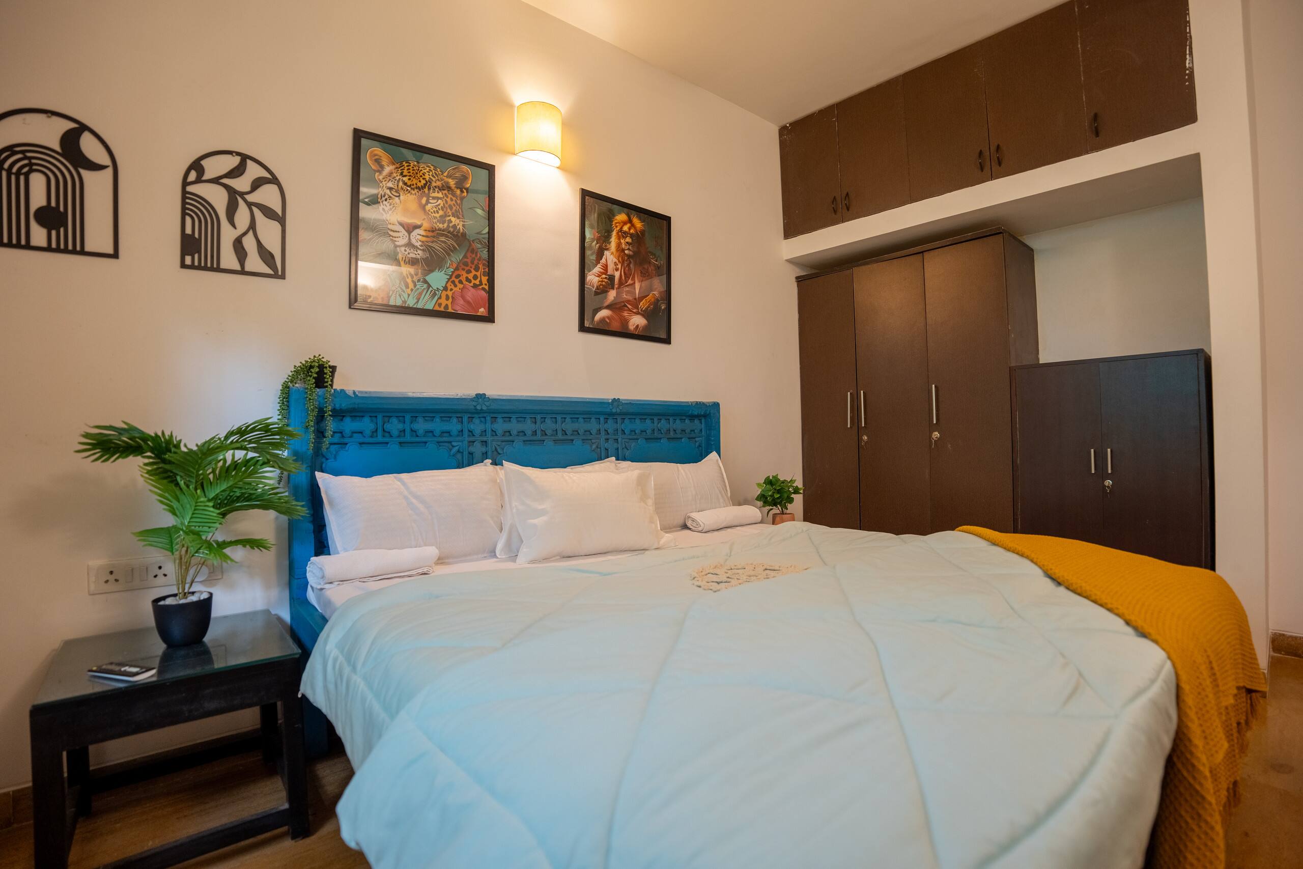 2BHK w Huge Pool & Private back garden near Anjuna 24