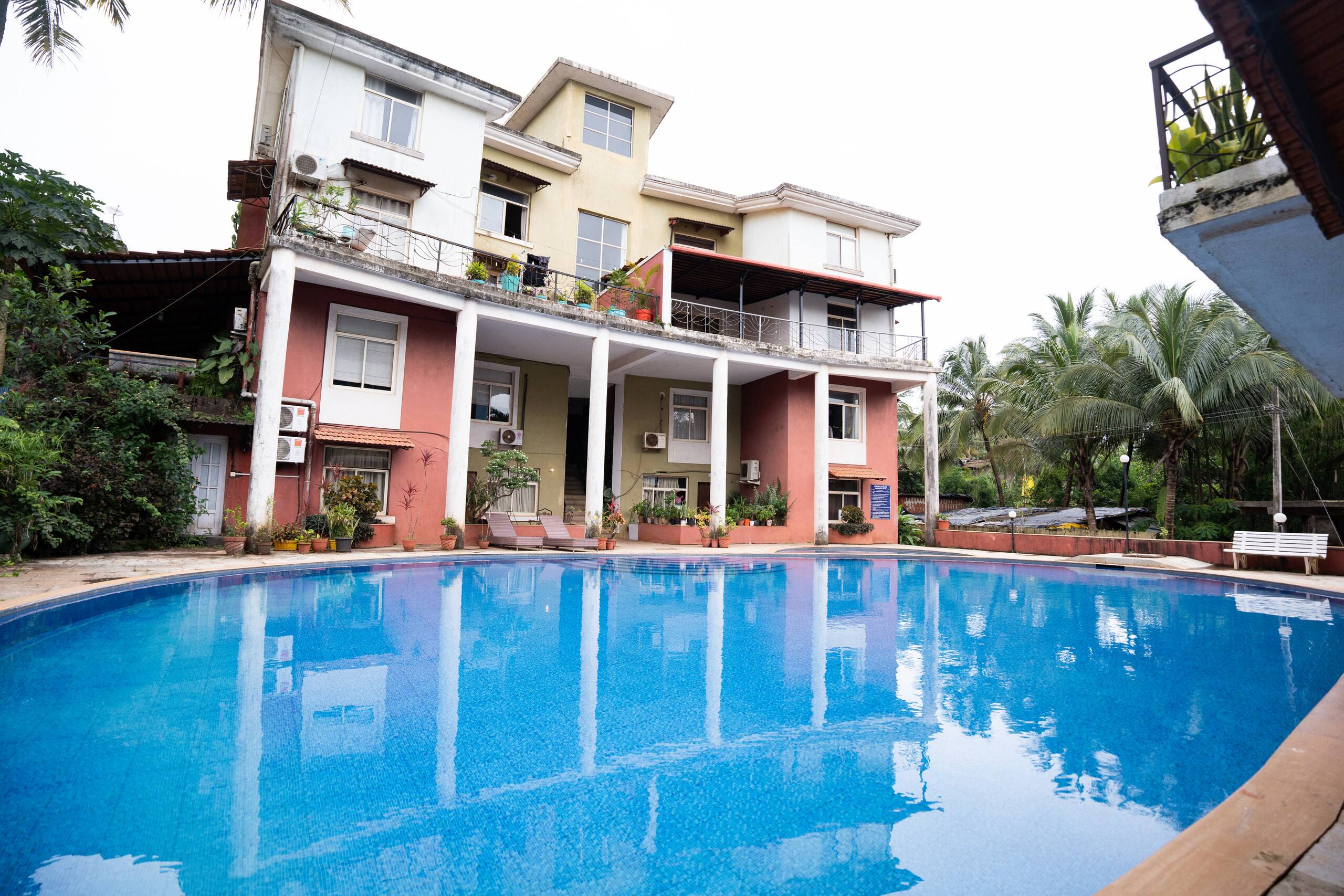 2BHK w Huge Pool & Private back garden near Anjuna 34