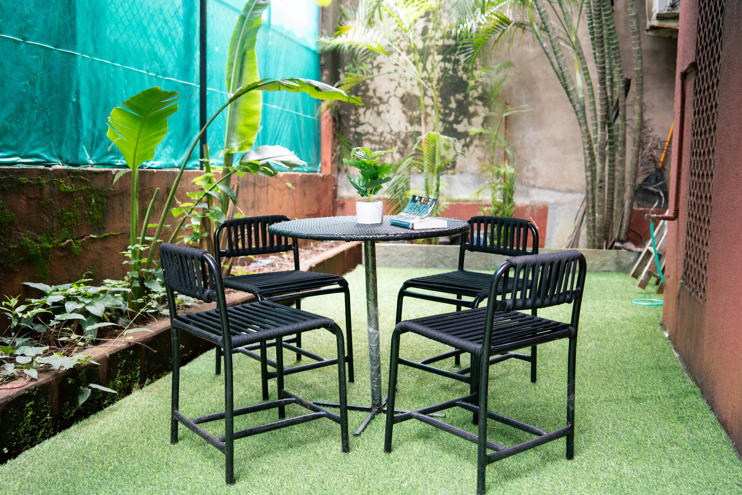 2BHK w Huge Pool & Private back garden near Anjuna 28