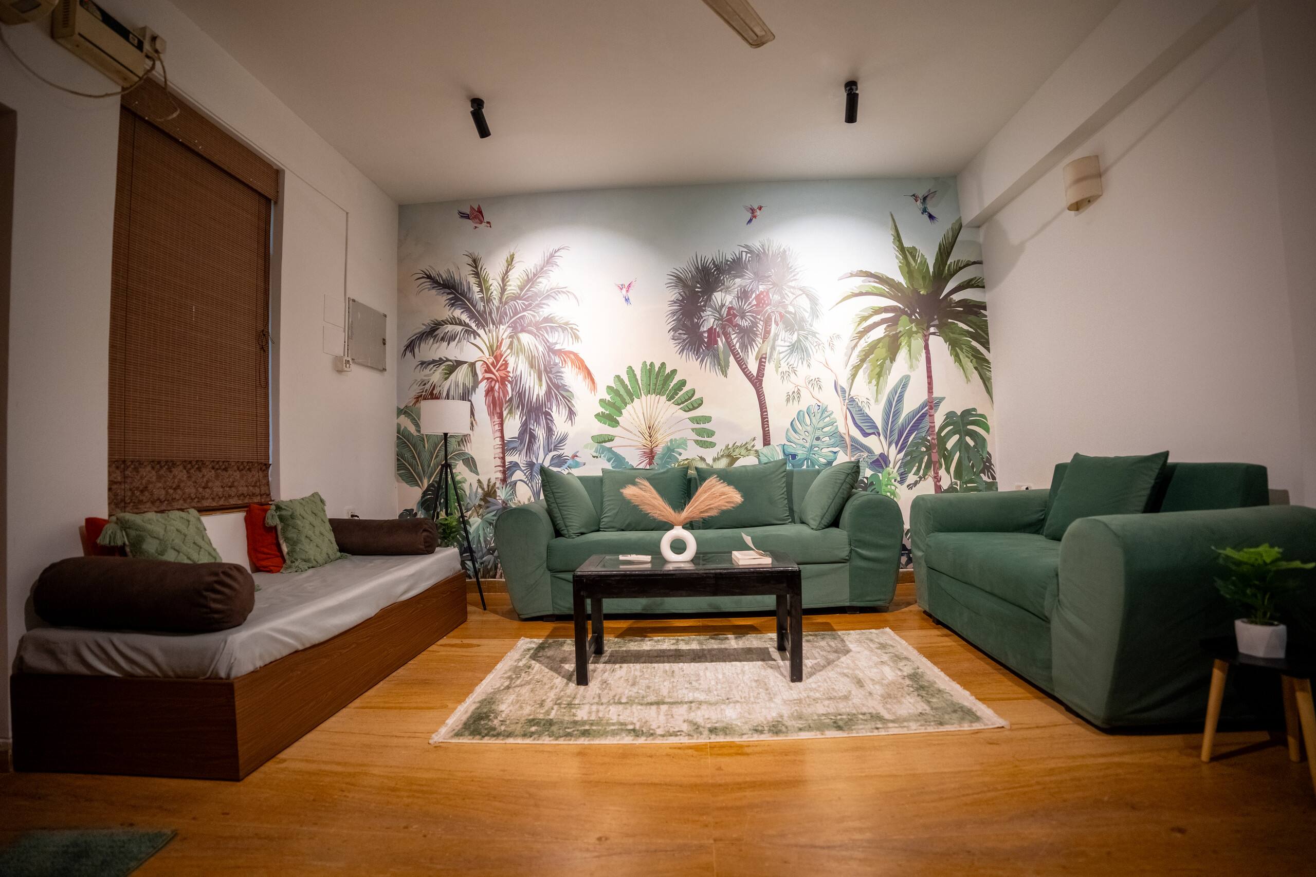 2BHK w Huge Pool & Private back garden near Anjuna 9