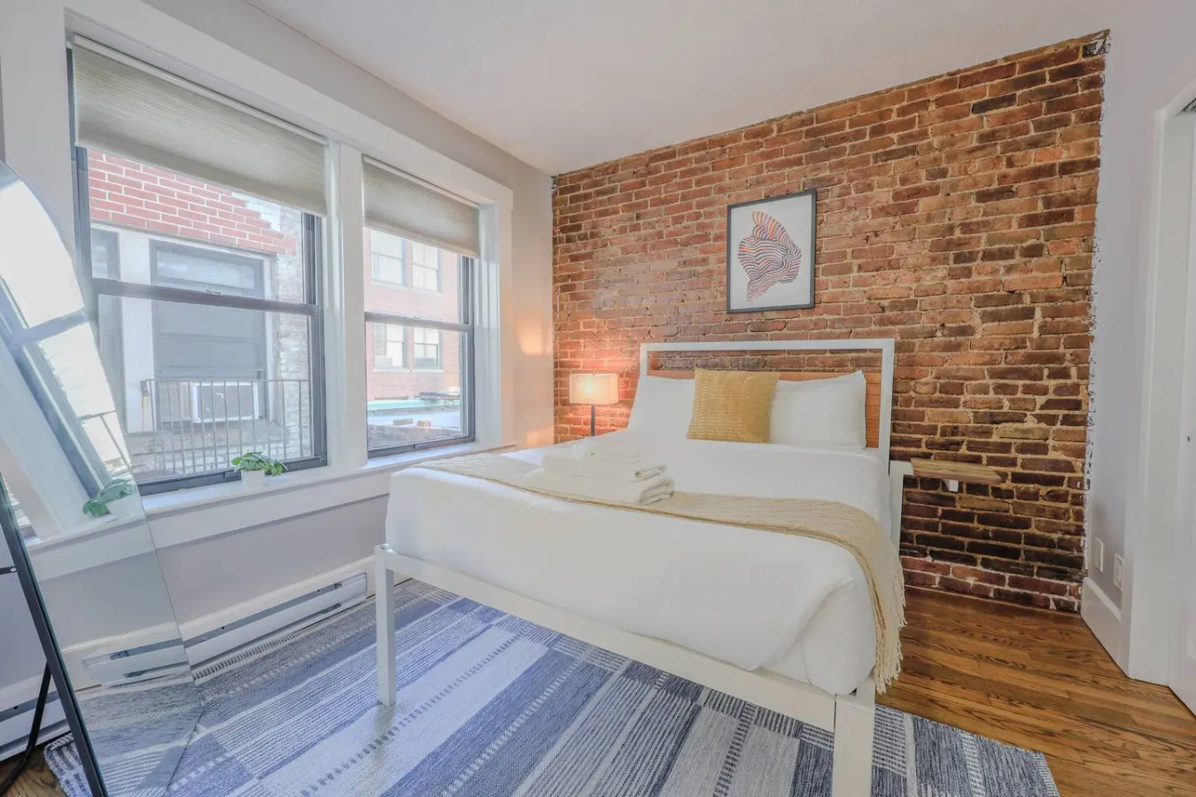 Simple Theater District 1 Bedroom 2