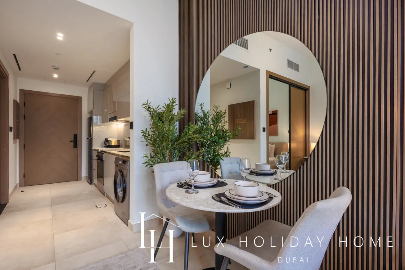 LUX The Modern Binghatti Canal Suite 2 10