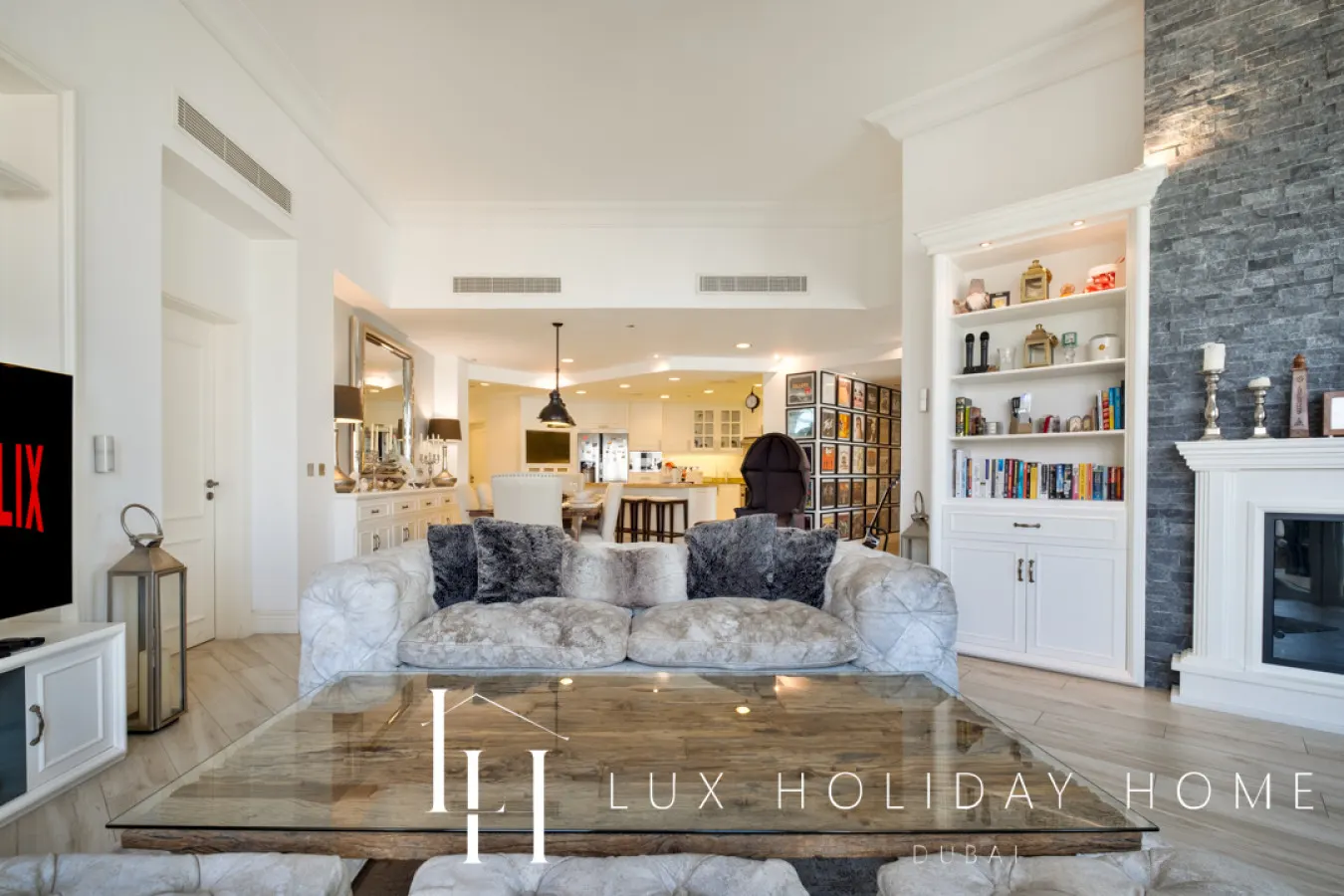 LUX The Shoreline Sea View Suite 12