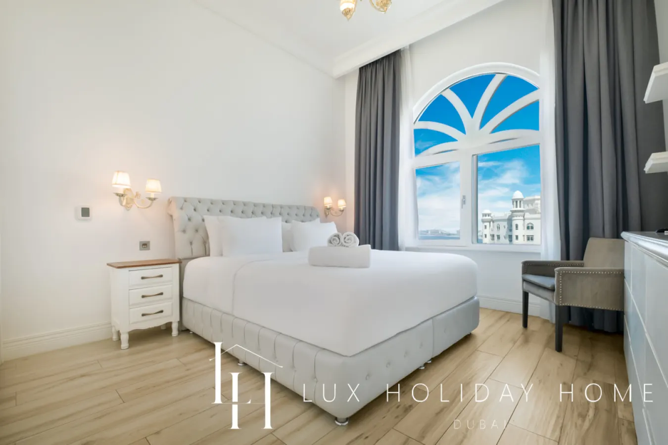 LUX The Shoreline Sea View Suite 16