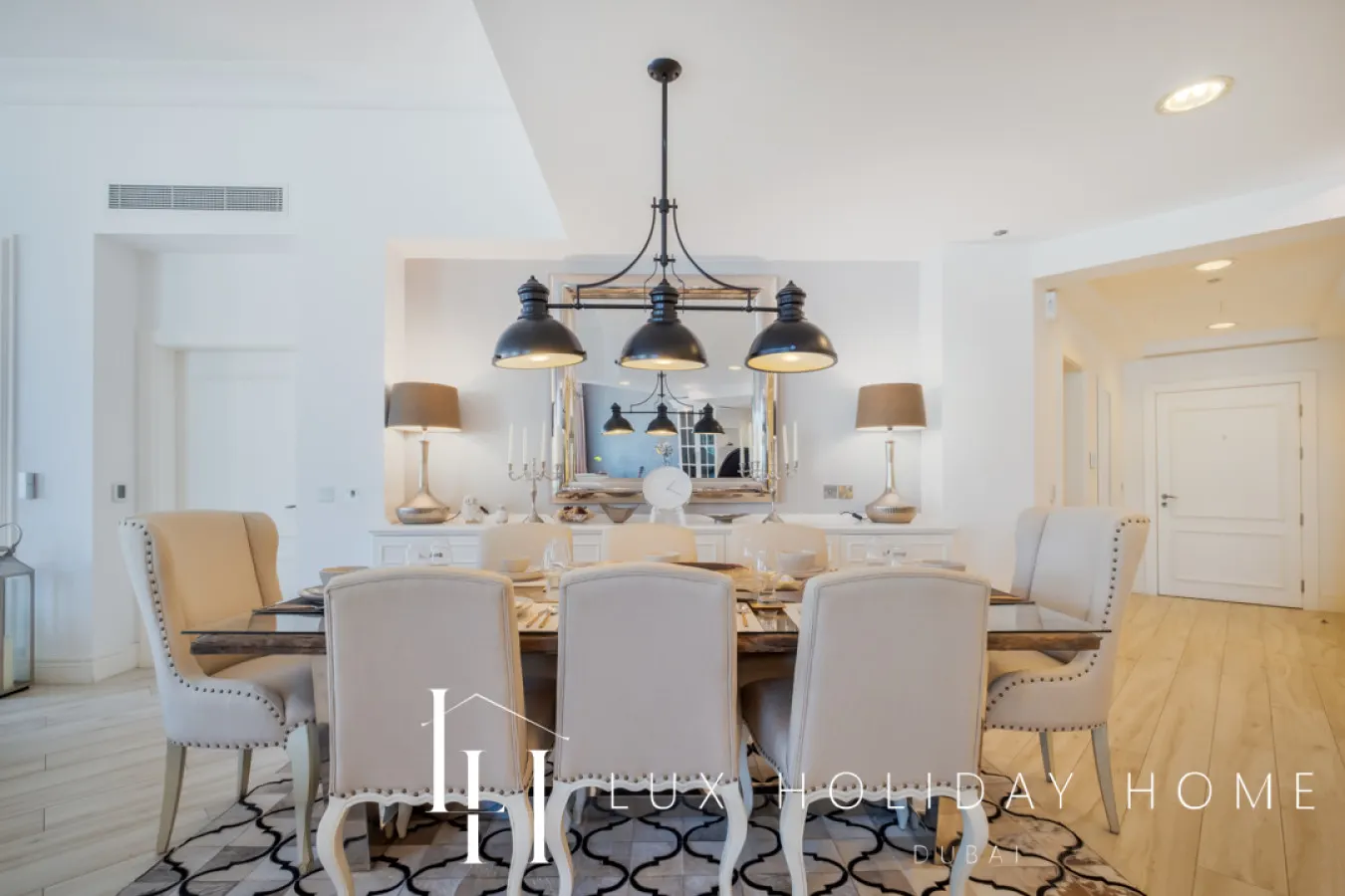 LUX The Shoreline Sea View Suite 5