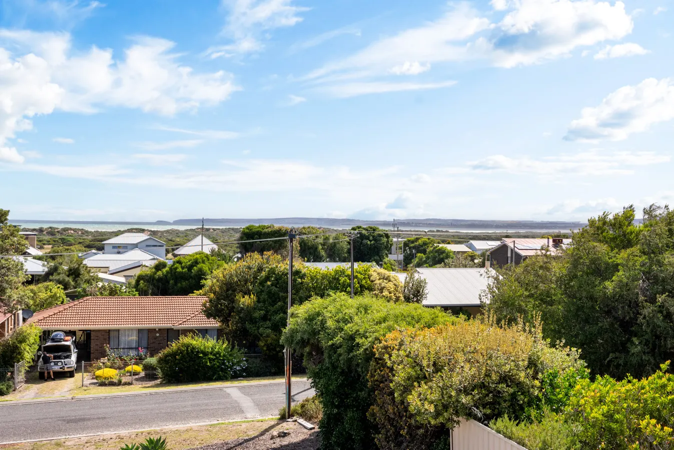 Hazel Beach House with ocean views 14