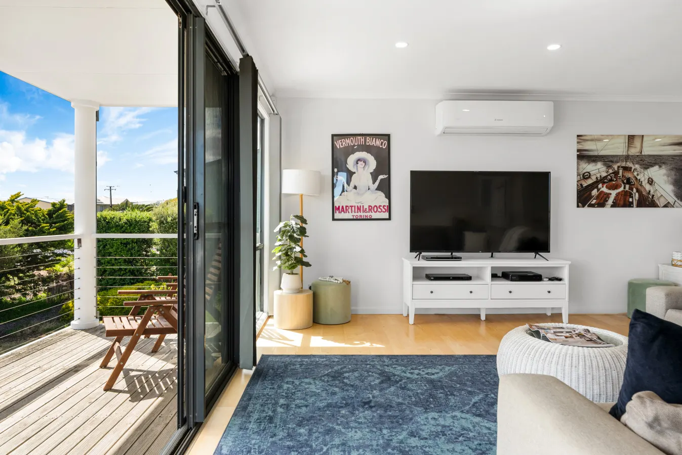 Hazel Beach House with ocean views 15