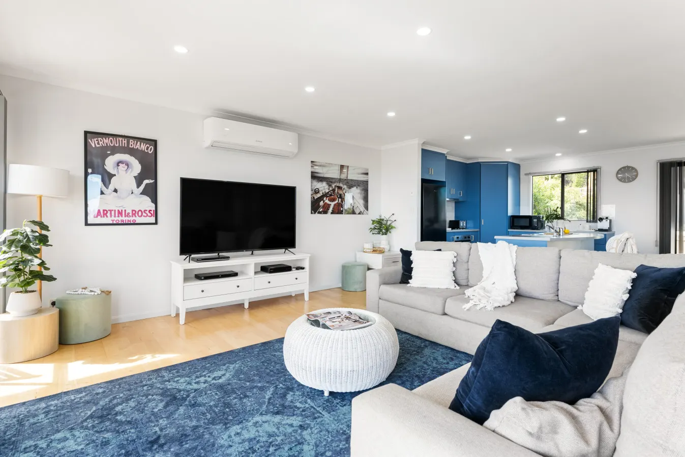 Hazel Beach House with ocean views 16