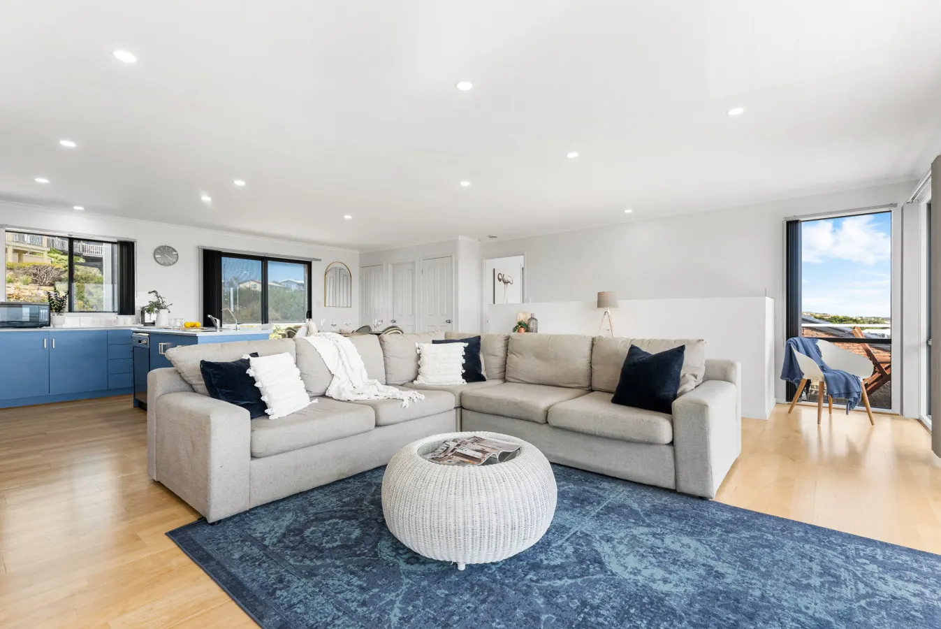Hazel Beach House with ocean views 17