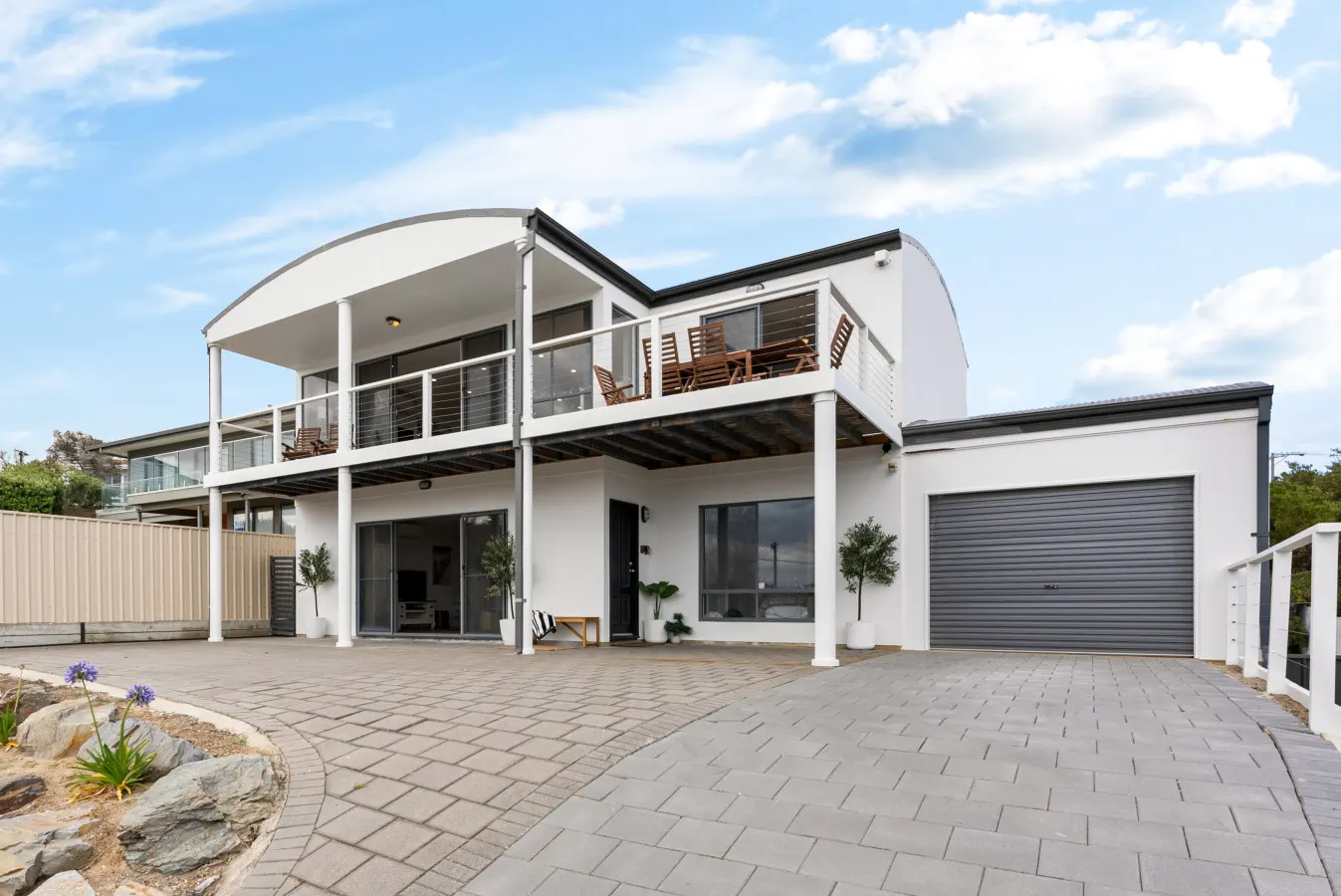 Hazel Beach House with ocean views 6
