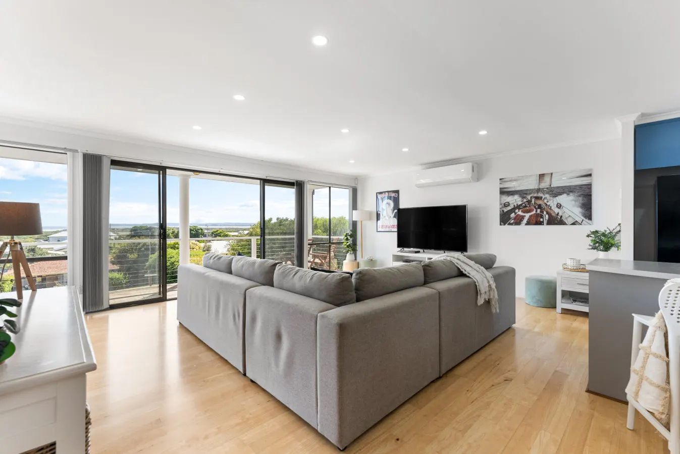 Hazel Beach House with ocean views 8