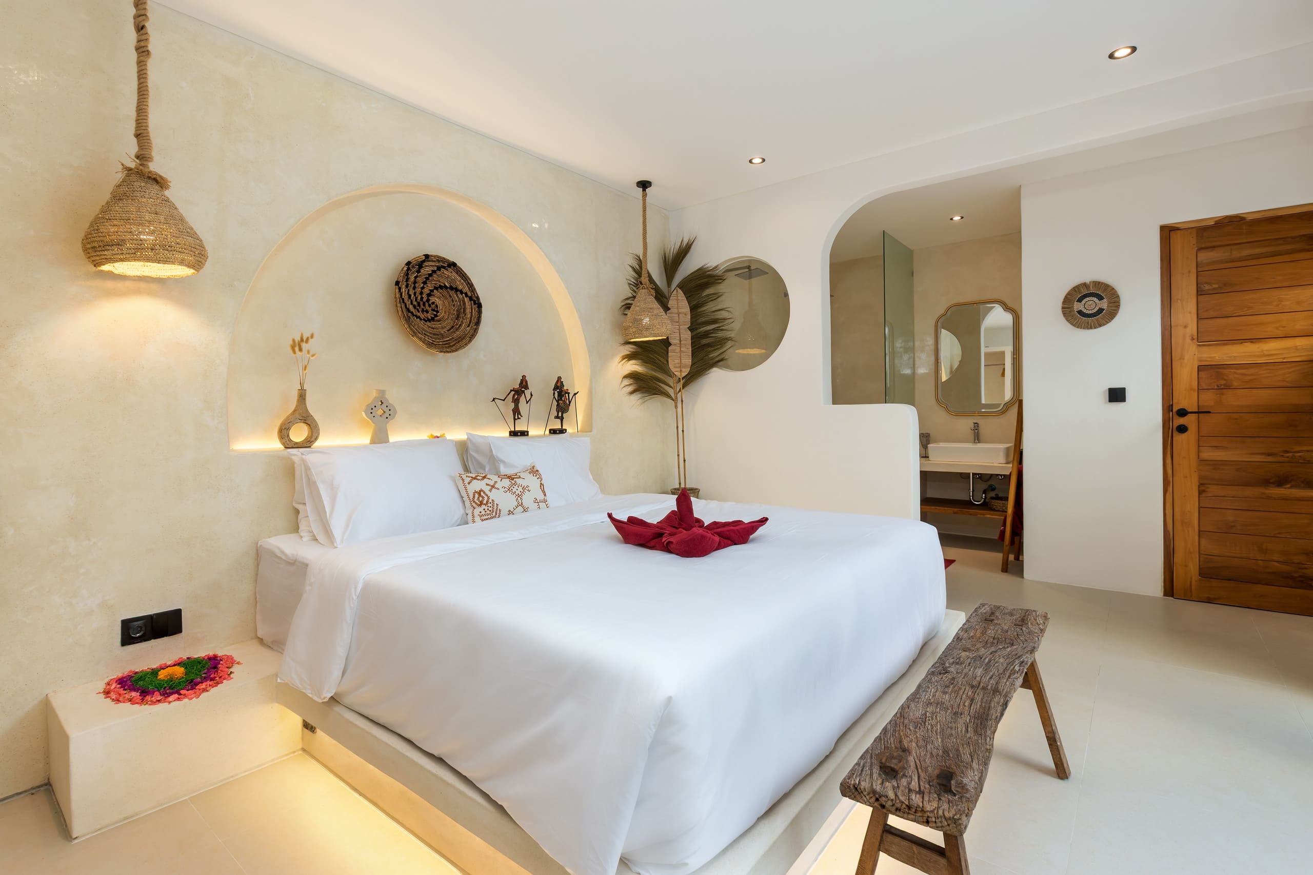 NEW Seminyak 1B Exotic Javanese Bali Retreat Villa 25