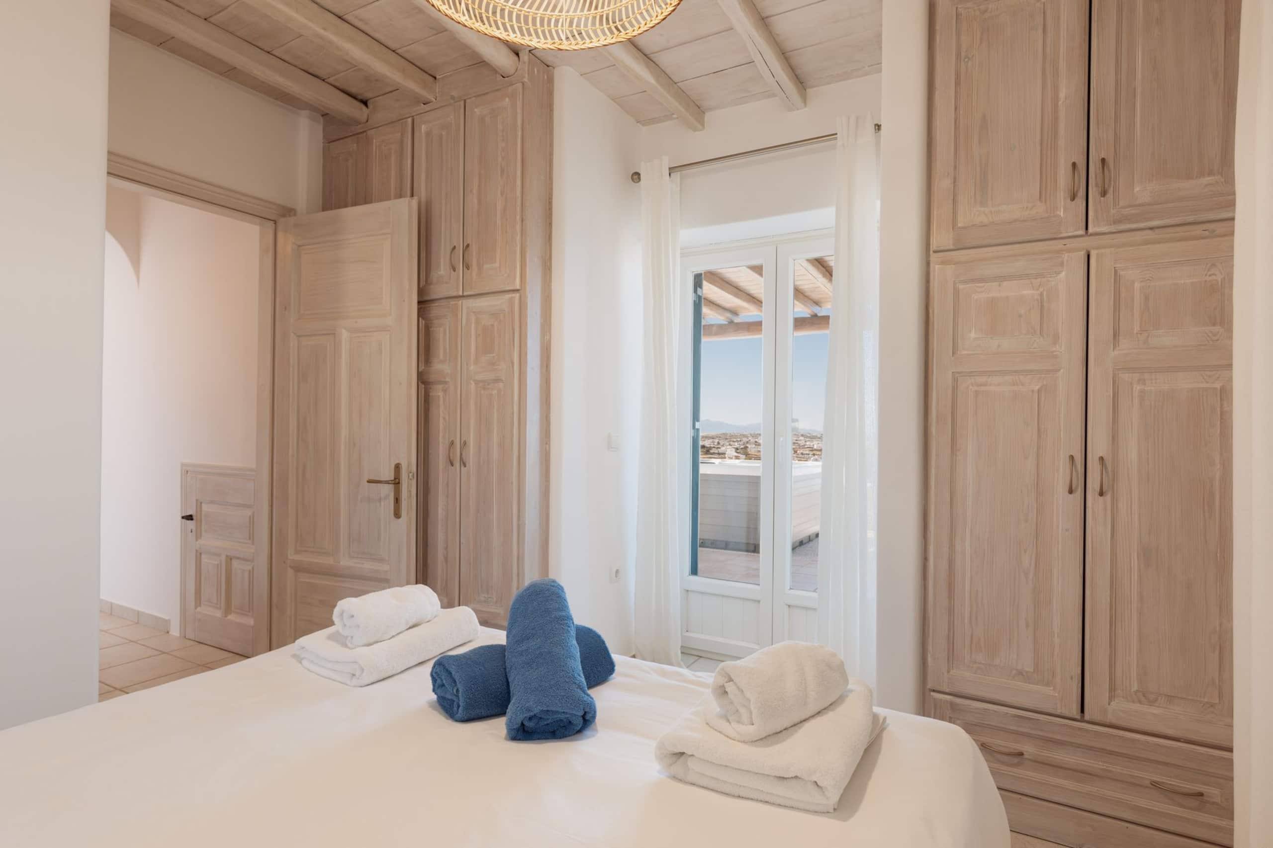 Theon Villa - Exclusive Luxury Sea View House! 17