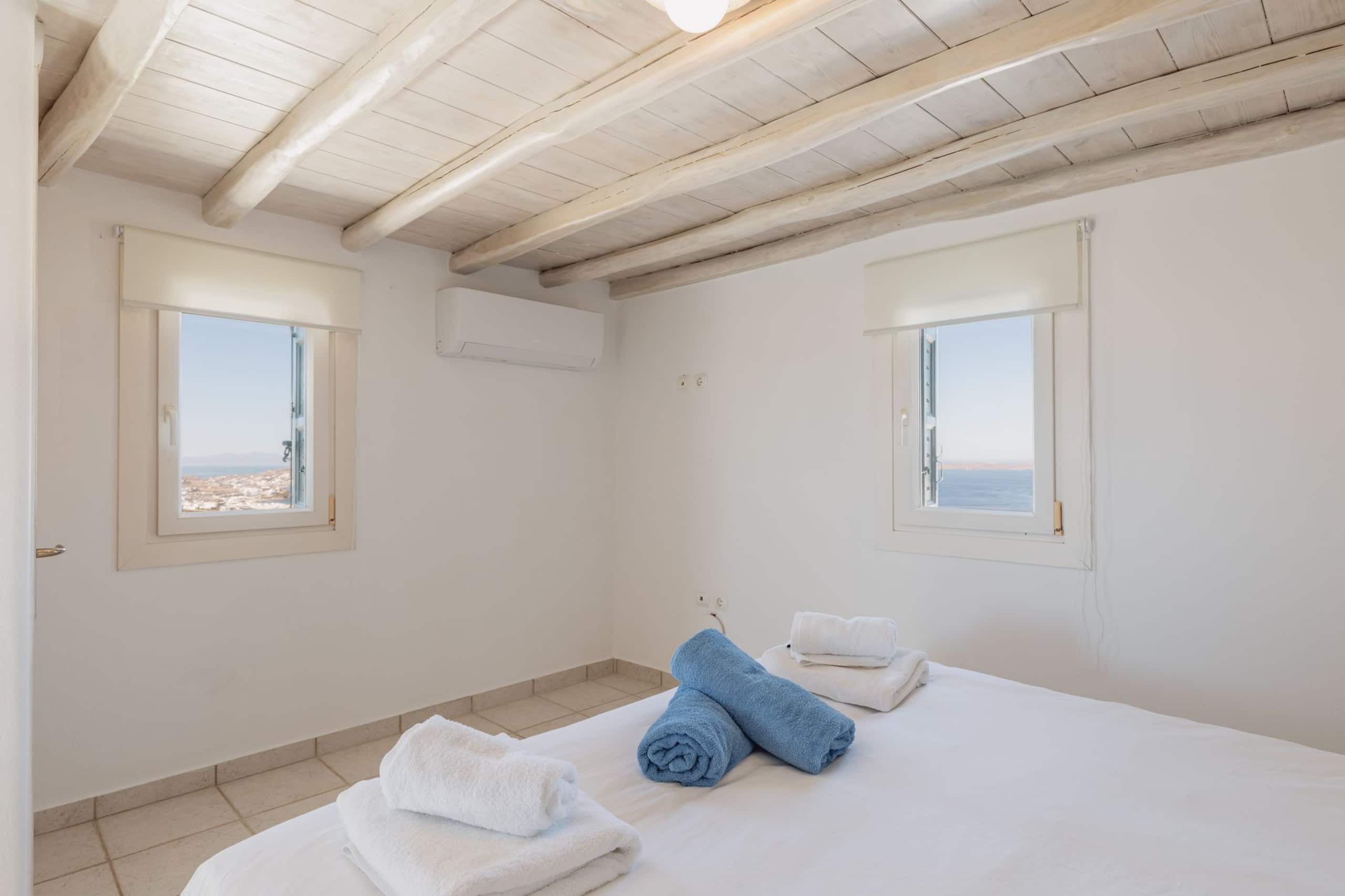 Theon Villa - Exclusive Luxury Sea View House! 22