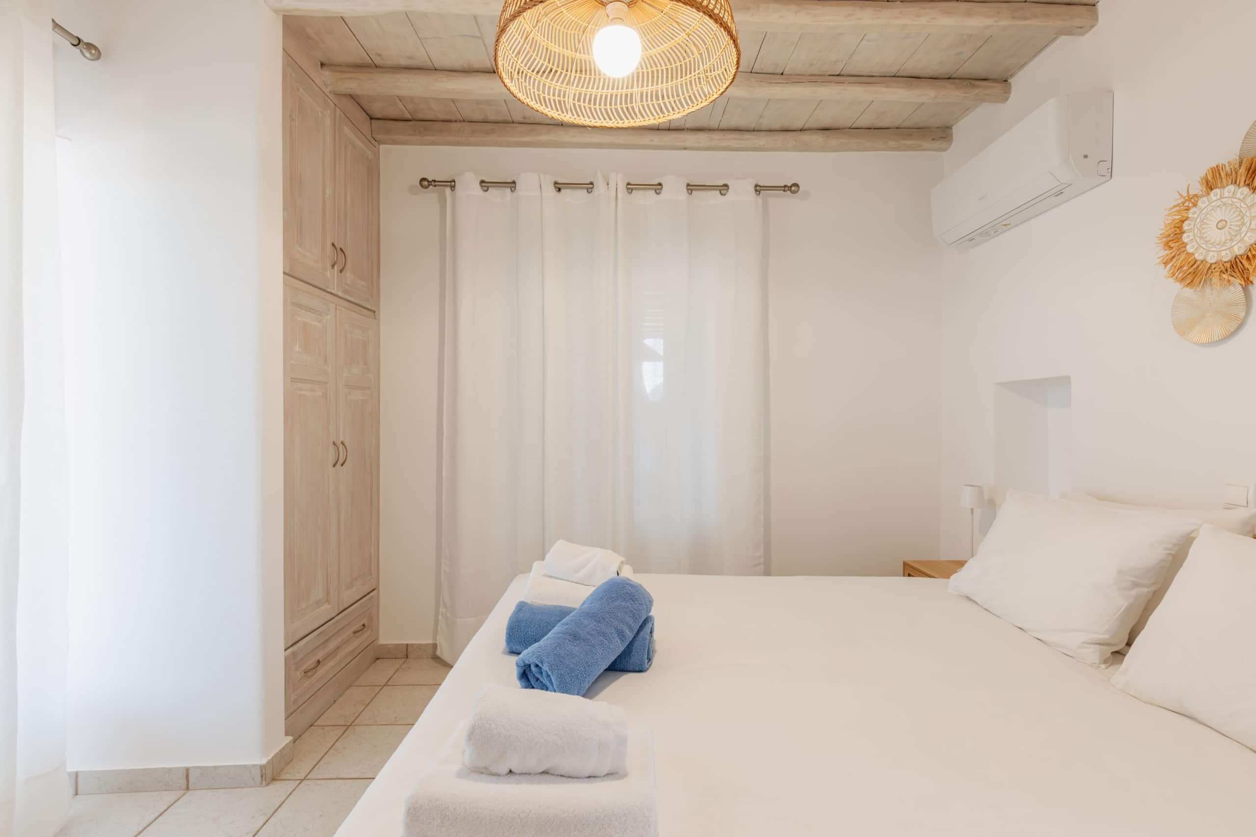 Theon Villa - Exclusive Luxury Sea View House! 15