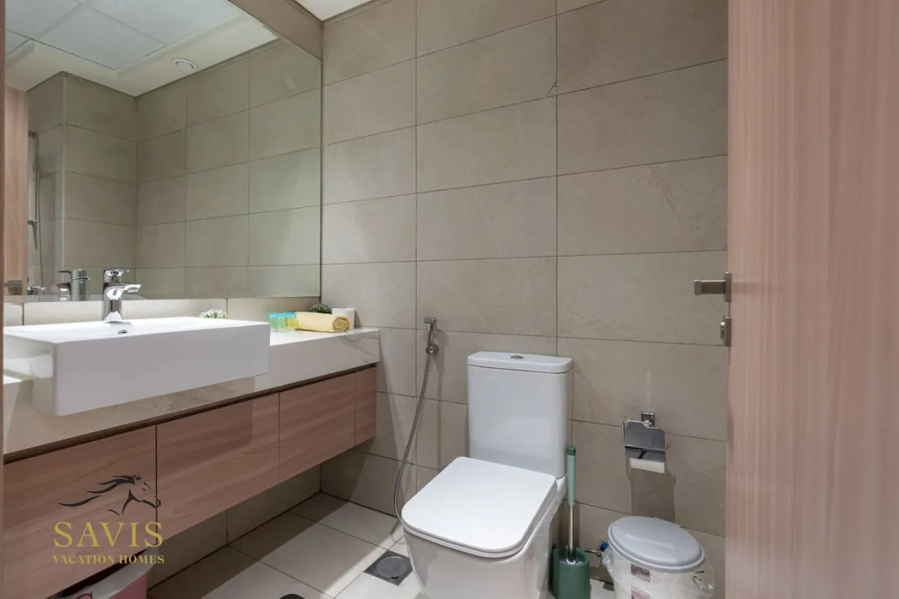 Cozy Brand New Studio in Meydan 5