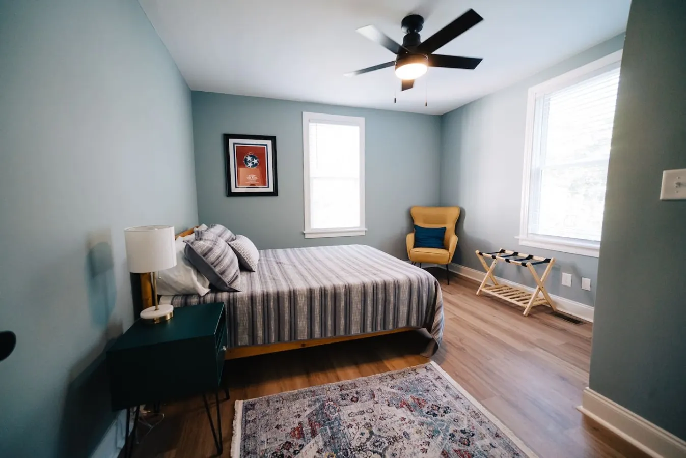 Sun-Kissed Bungalow Charming Stay Near Downtown 12