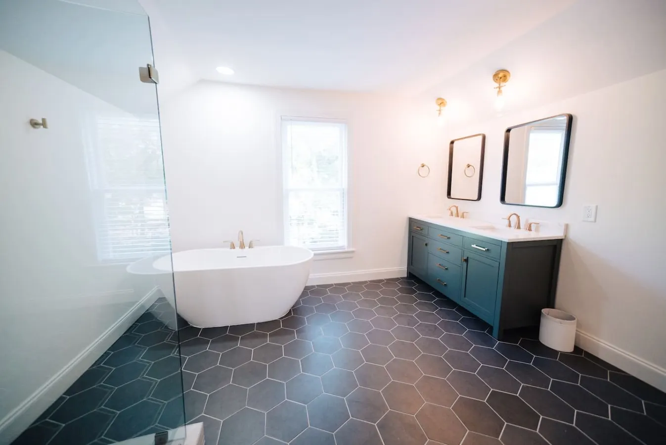 Sun-Kissed Bungalow | Charming Stay Near Downtown — photo 5