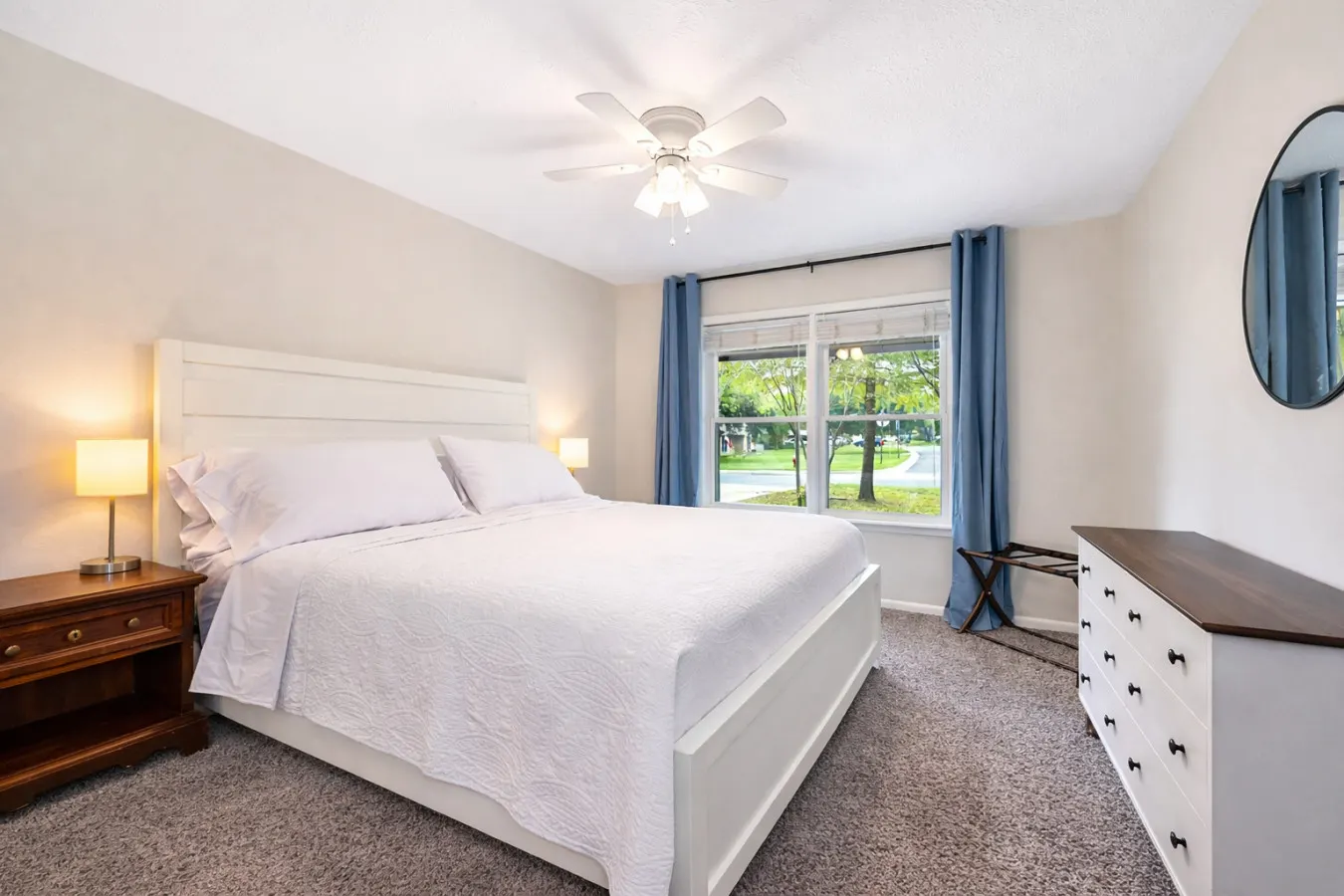 The Gathering Place: 4 BR+Yard 16