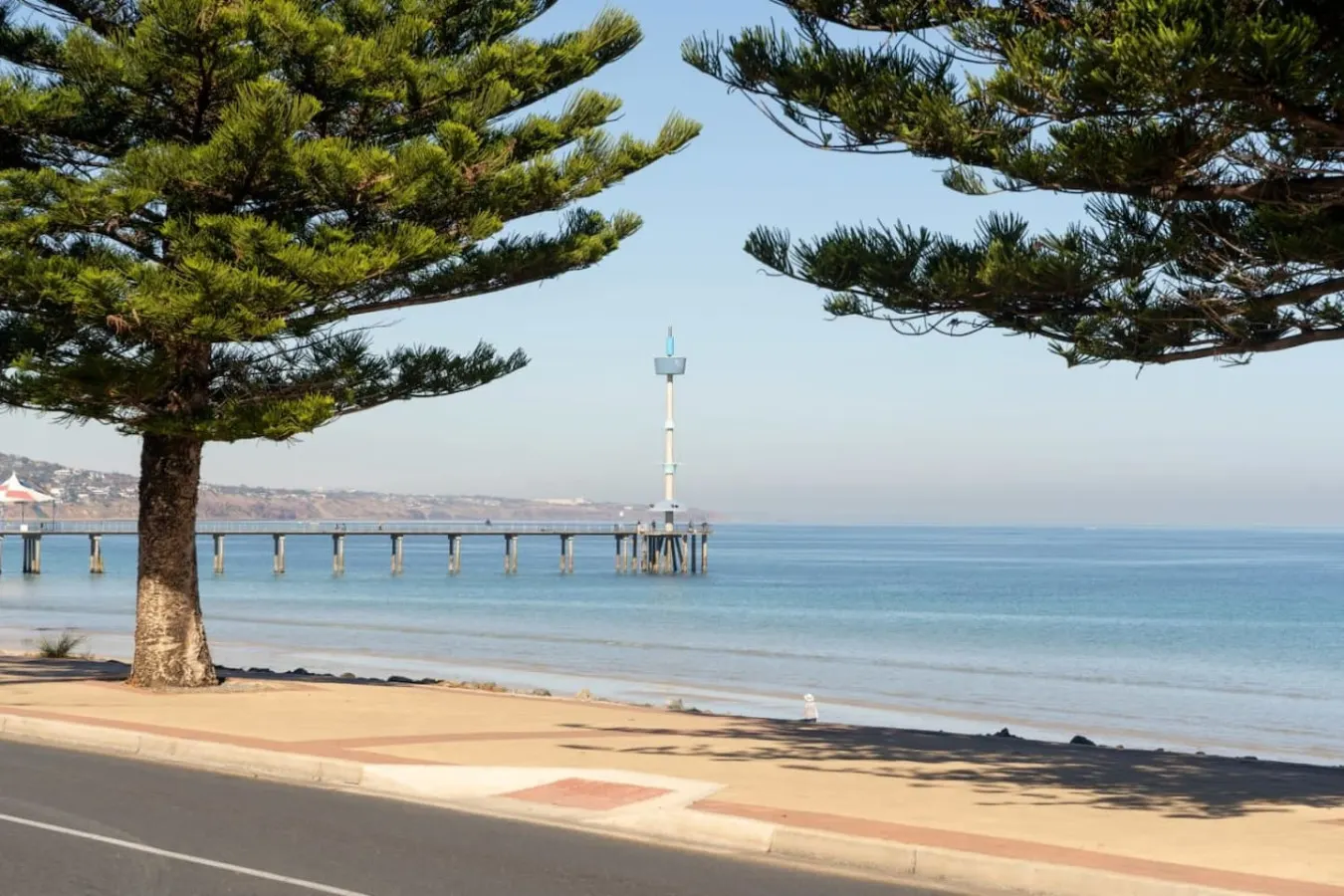 Brighton Beachfront Sanctuary—Retro Coastal Charm 4