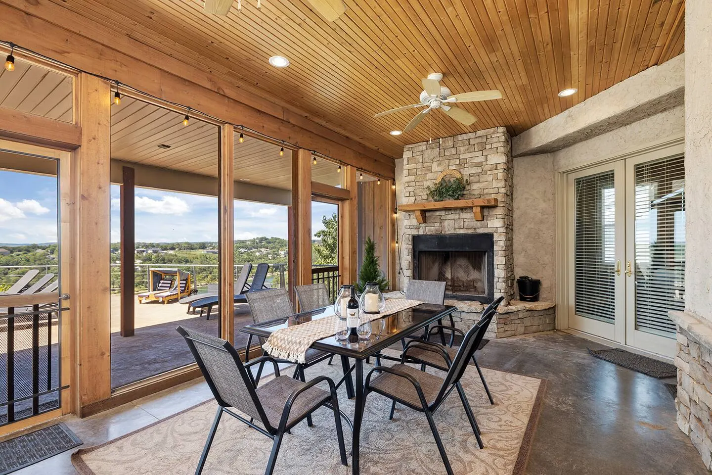 Lakeview! Private Pool, Grill, Game Room, Porch! 5