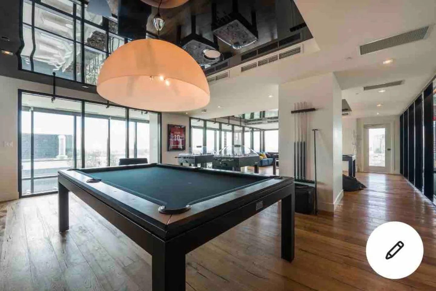 FurnishedMTL Modern Condo - Tour des Canadiens 11