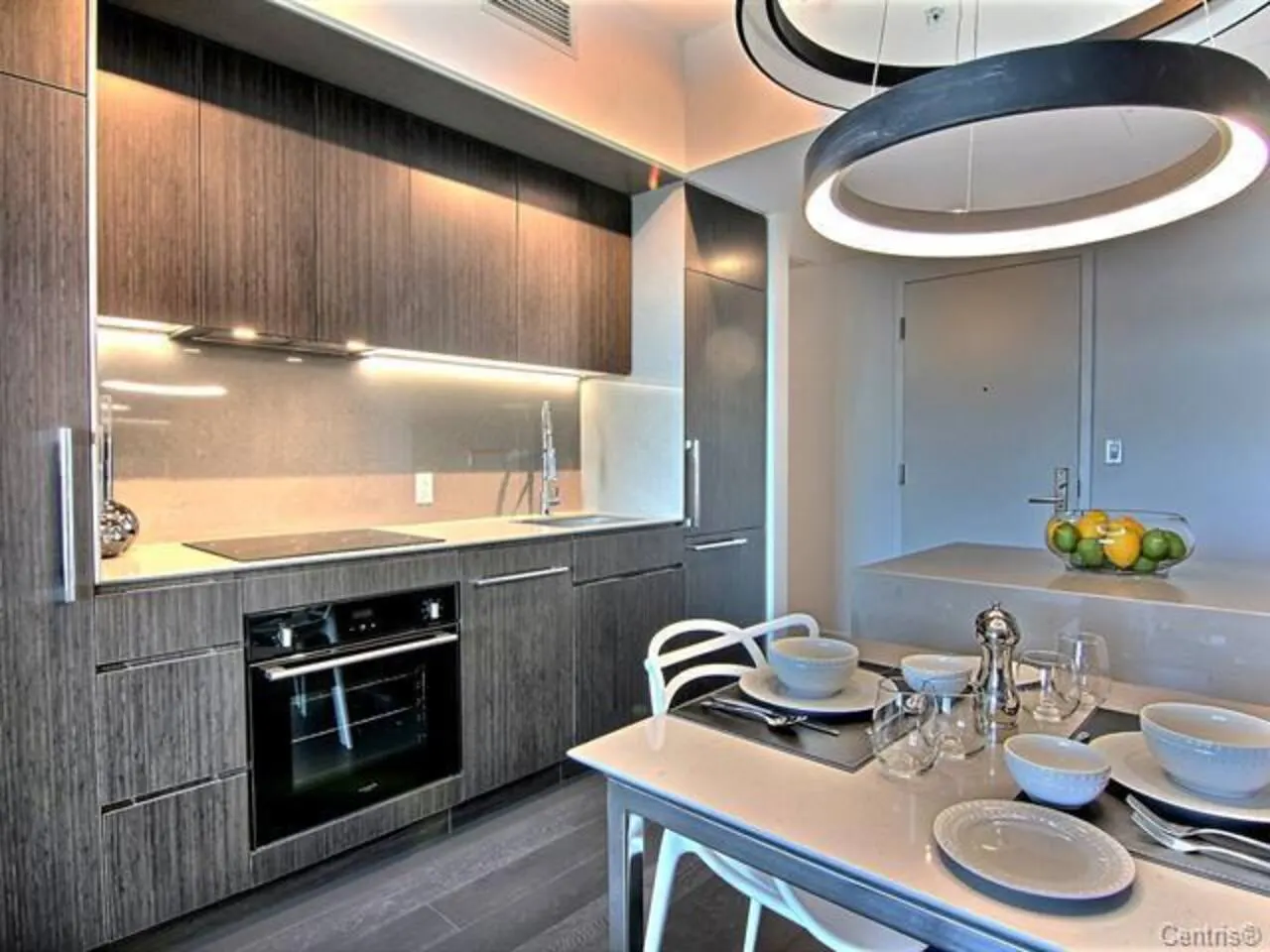 FurnishedMTL Modern Condo - Tour des Canadiens 7