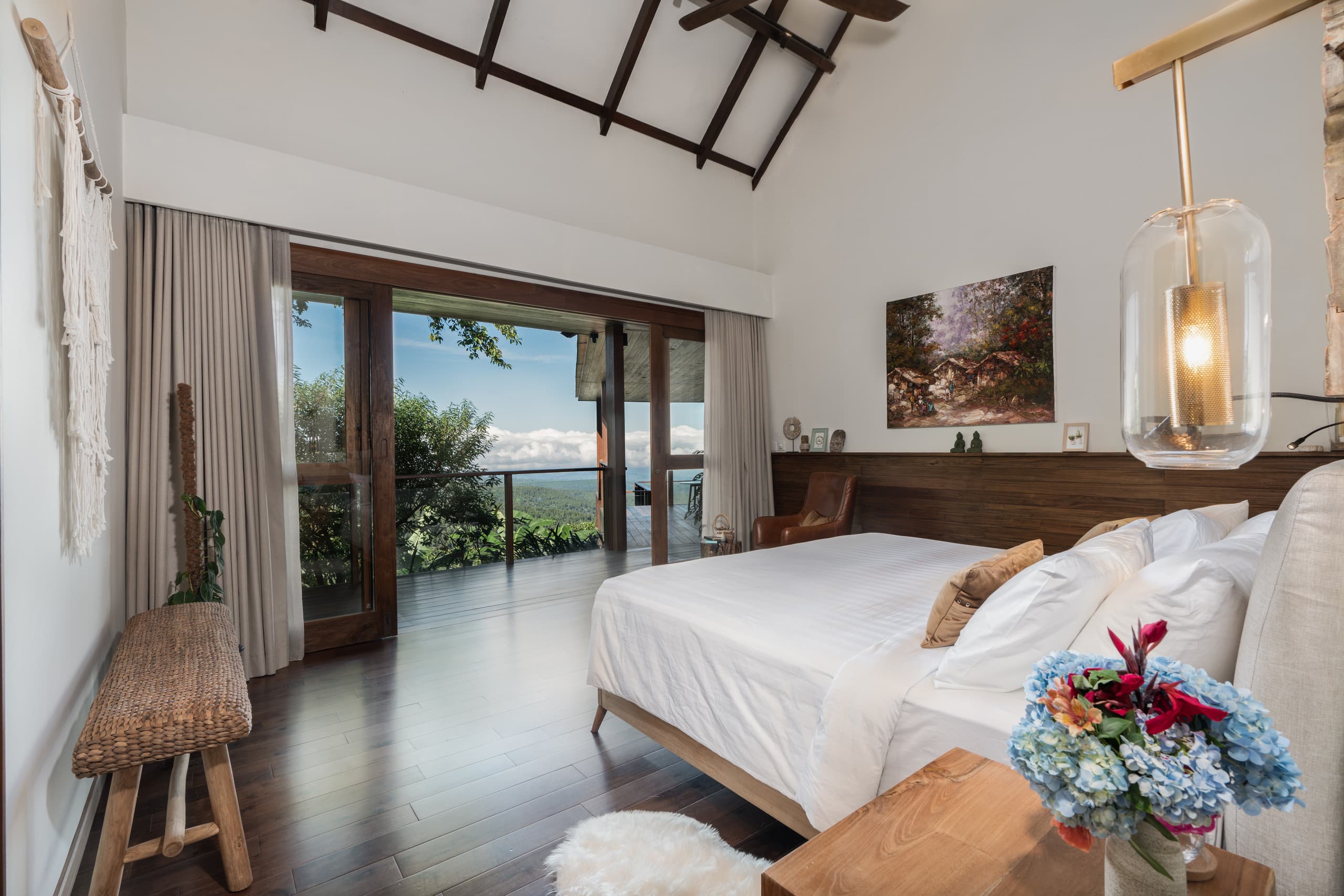Munduk Mountain Estate - Serene Mountain Retreat 10
