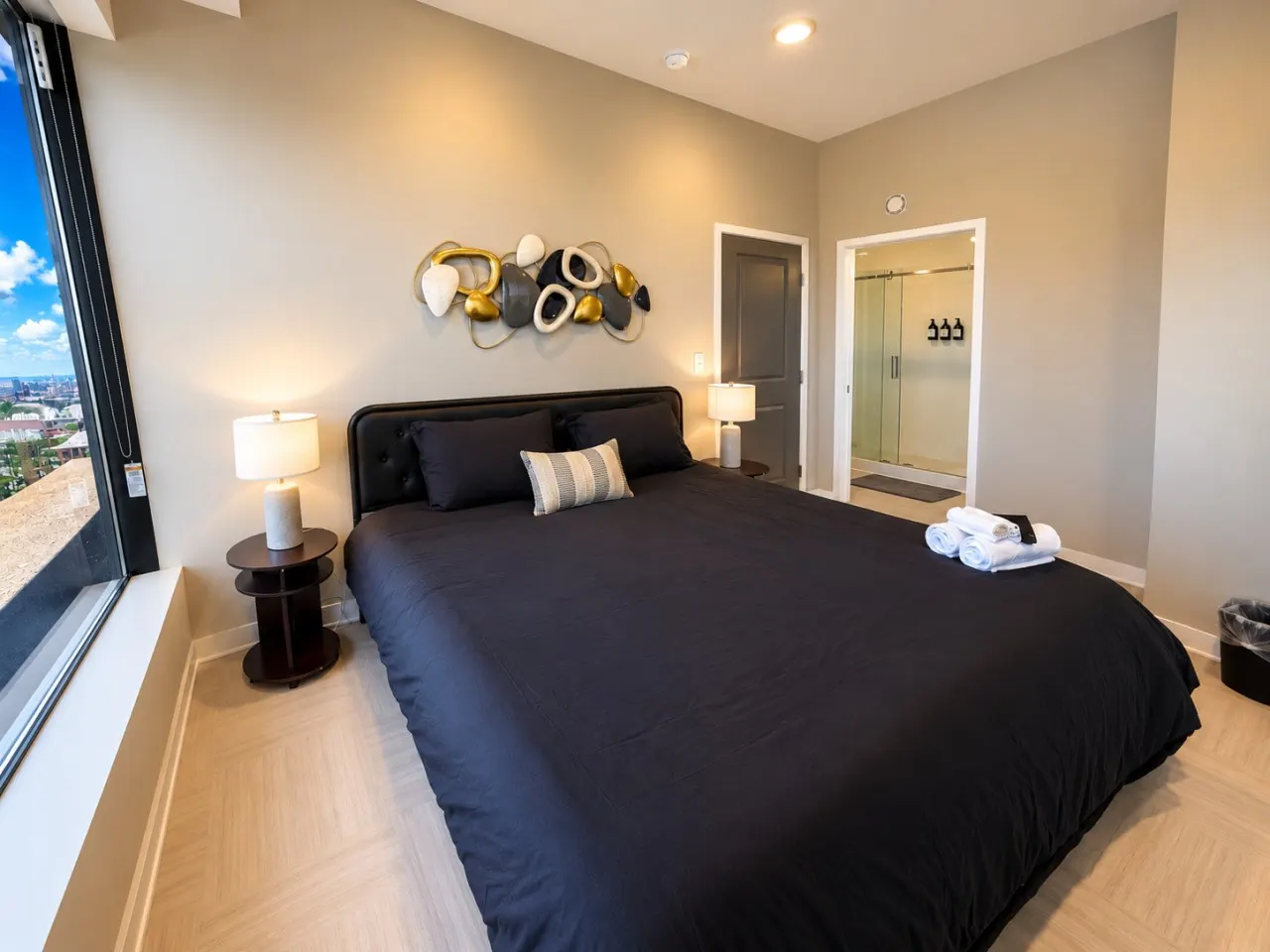 Birmingham Hideaway 2BR + King 6