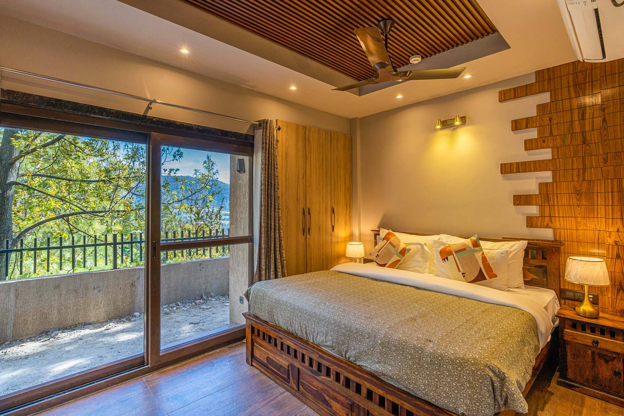 StayVista at Villa AnVira by GTV Estate w/ Bonfire 24