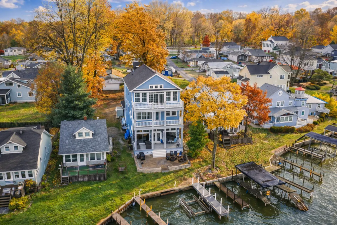 THE Lakehouse — photo 2