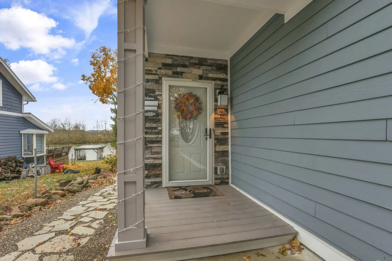 THE Lakehouse 9