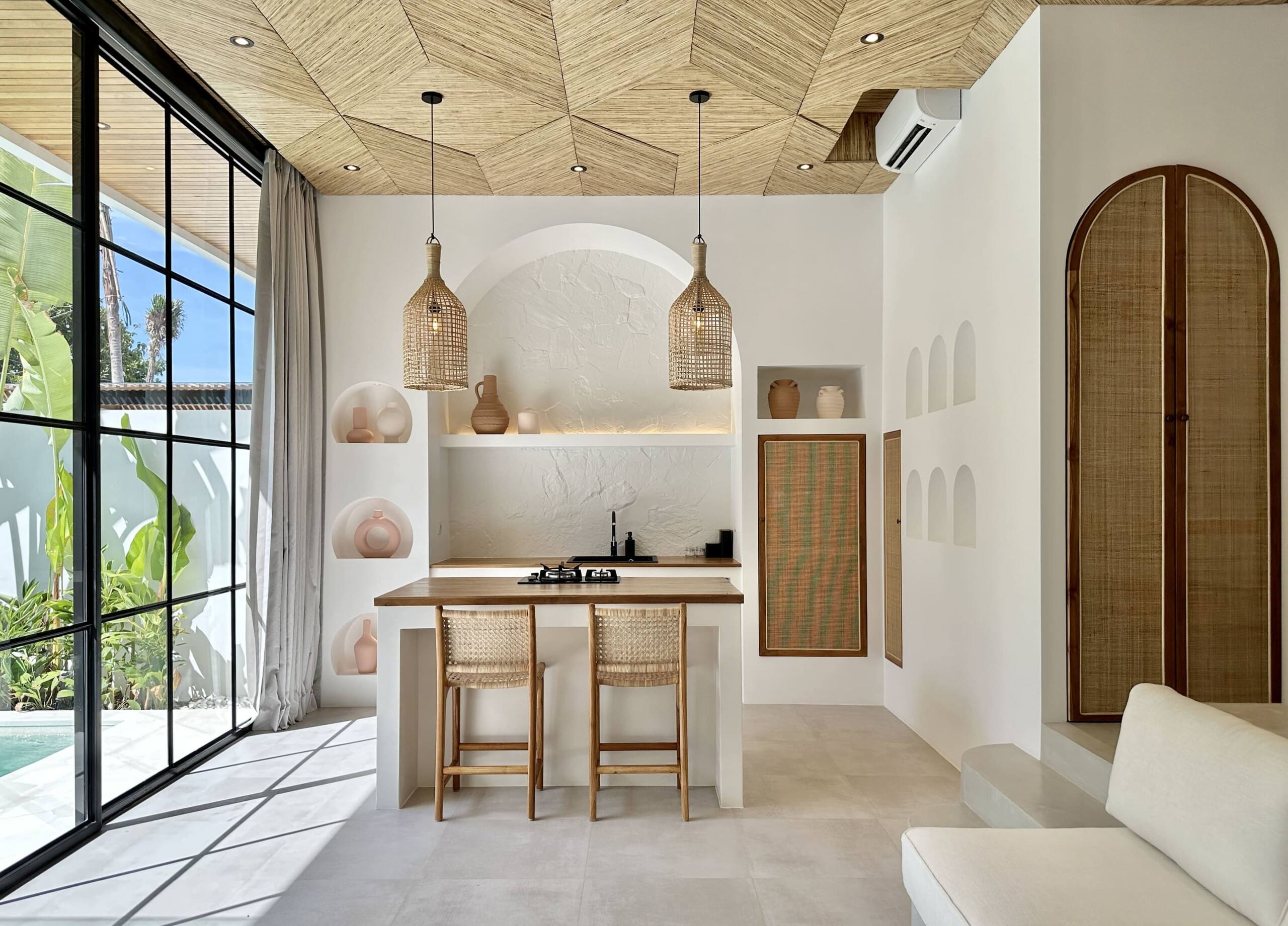 The Young Villas: Luxury One-Bedroom Suite — photo 5