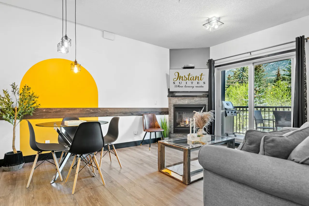 The Mountaineer by InstantSuites | Pool & HotTub!