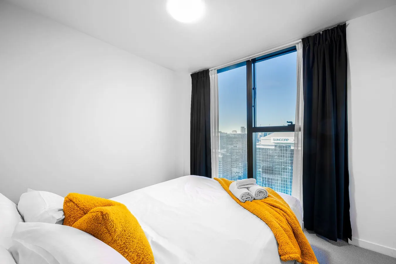City Meets Ocean - 50th floor premium retreat 10